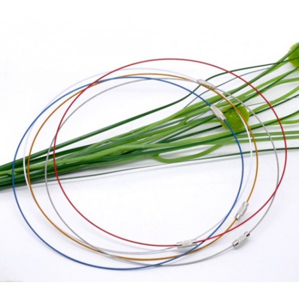 10 colliers tour de cou fil c&acirc;bl&eacute; rigide couleur mixte fermoir &agrave; visser N&deg;00