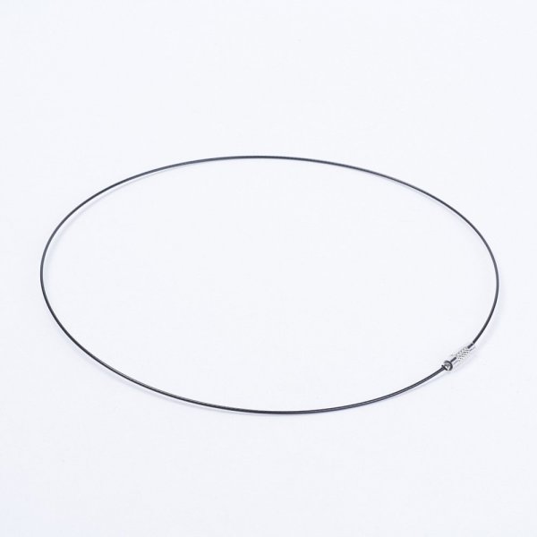 1 halsk&aelig;de stiv kablet tr&aring;d sort l&aring;s til skrue N&deg;01