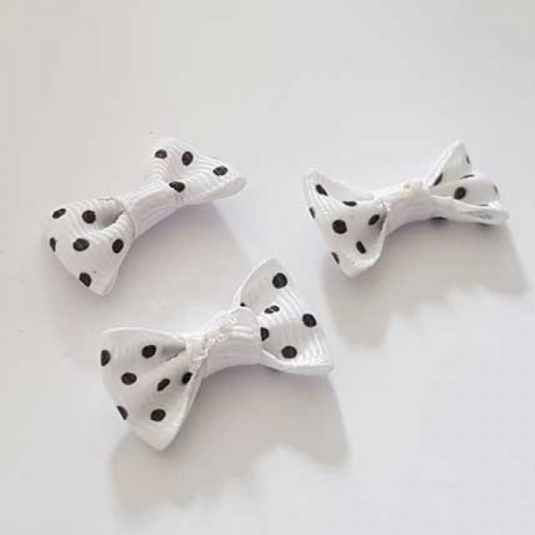 4 N&oelig;uds tissus lot N&deg;15