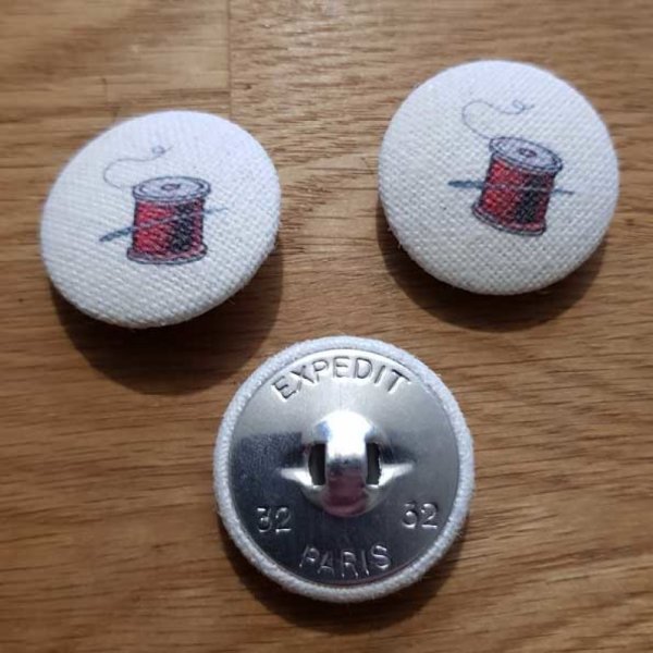 Bouton 32 mm recouvert tissus couture N&deg;02-02