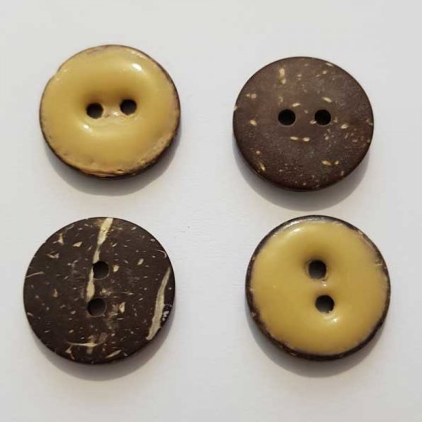Boutons 20mm &agrave; deux trous ronds en noix de coco N&deg;03