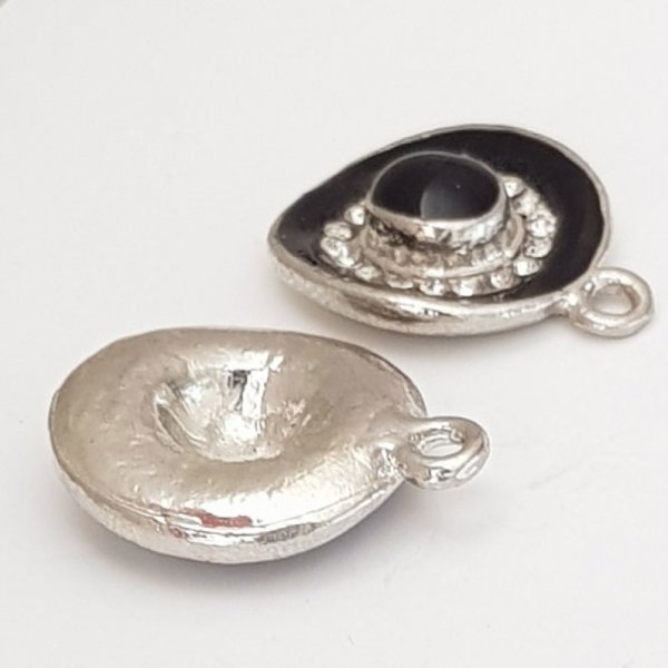 Hat Charm N&deg;04