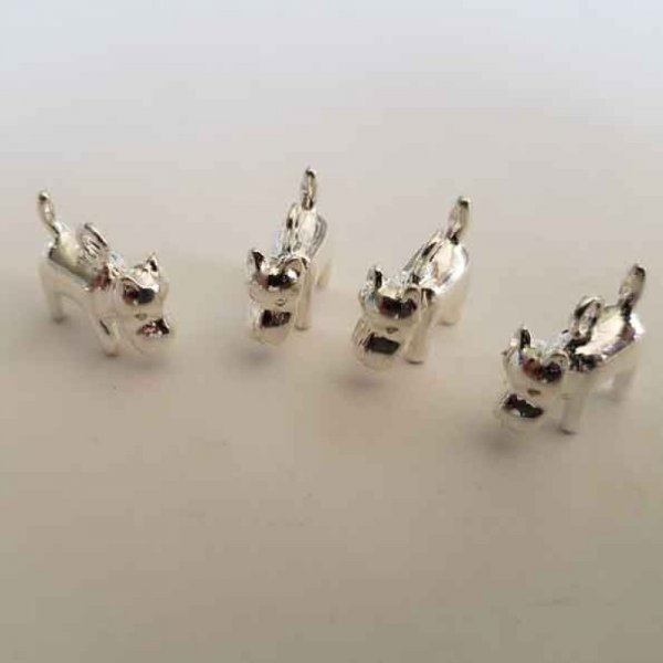 Hund charme N&deg;01