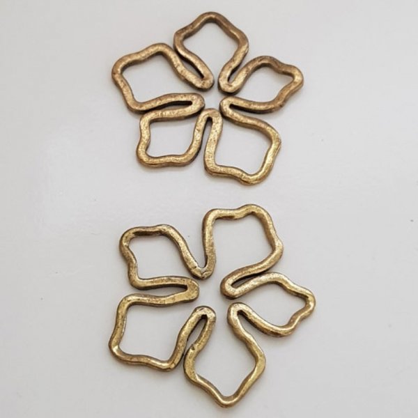 blomst charme metal N&deg;024 gammelt guld