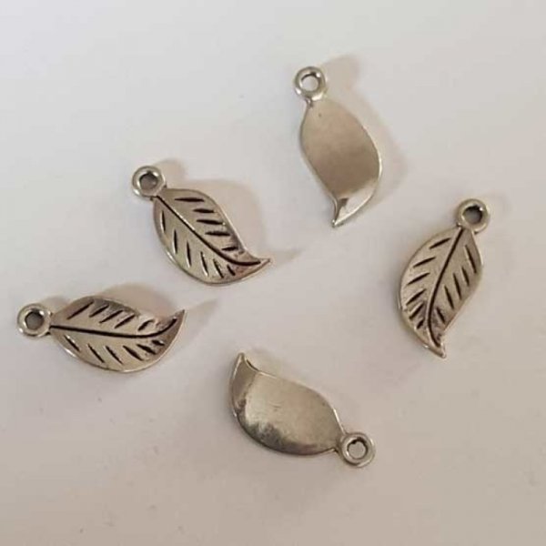 Breloque Fleur M&eacute;tal N&deg;151 Argent