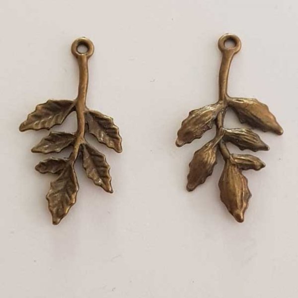 Breloque Fleur M&eacute;tal N&deg;168 Bronze