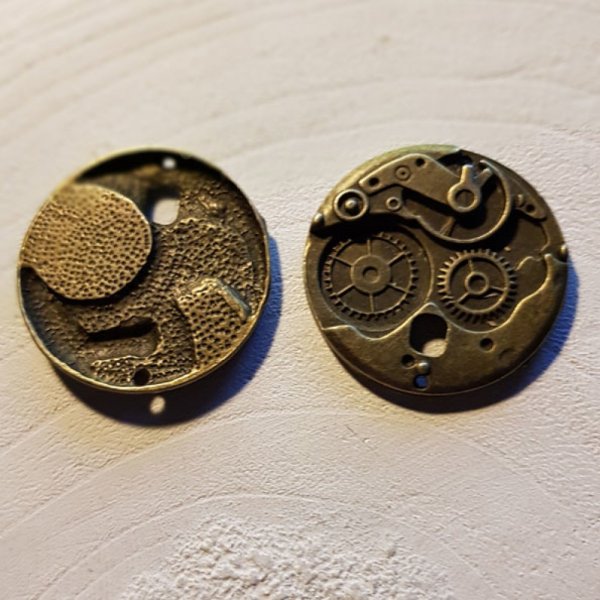 Charm Clockwork N&deg;01