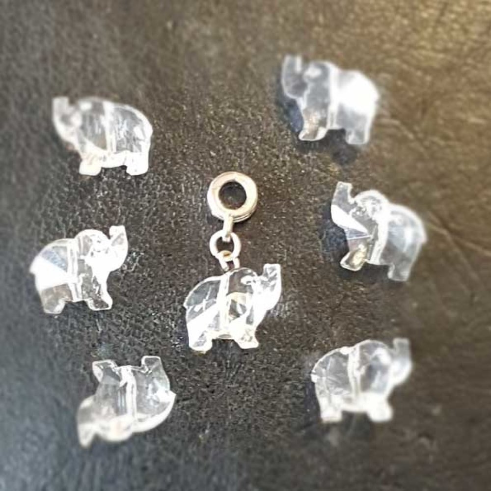 Pendel i facetteret glas elefant N°01-01