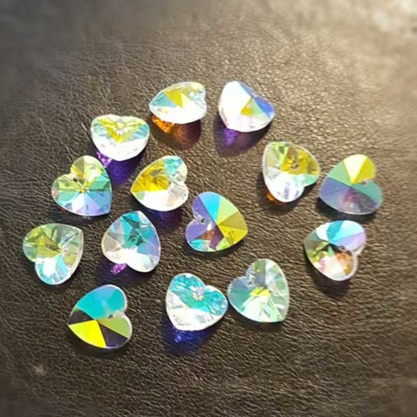 Hjerte vedh&aelig;ng i facetteret glas N&deg;01-03