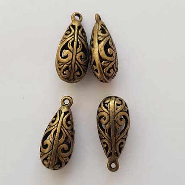 Openwork dr&aring;be charme N&deg;03-01