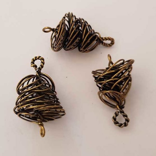 Breloque goutte ajour&eacute; N&deg;14 Bronze Dor&eacute; Vieilli