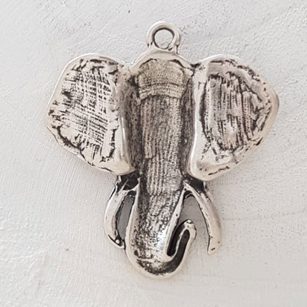 Elefant charme N°08