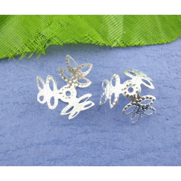 S&oslash;lvblomst med vandm&aelig;rke i legeringssk&aring;l med s&oslash;lvbel&aelig;gning x 300