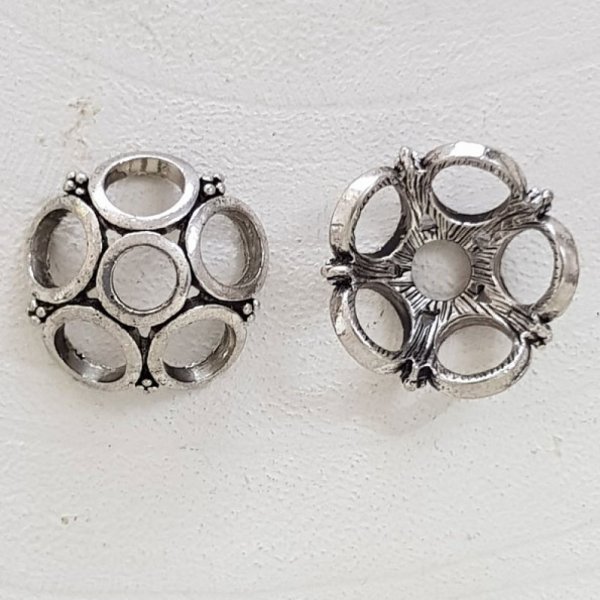 H&aelig;tteb&aelig;ger nr. 02