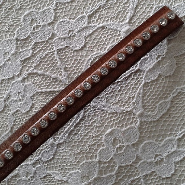 Bruno 10 mm l&aelig;der Swarovski strass pr. 20 cm