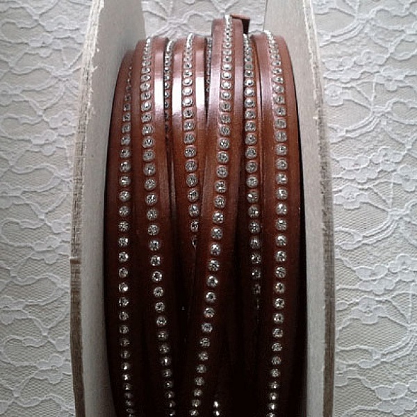 Bruno 10 mm l&aelig;der Swarovski strass pr. 20 cm