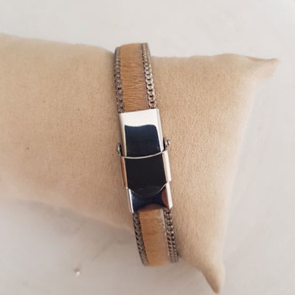 Flad kalveskind Beige 10 mm x 20 cm hud og k&aelig;de