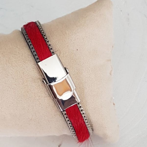 R&oslash;d kalv Flad l&aelig;der 10 mm x 20 cm hud og k&aelig;de