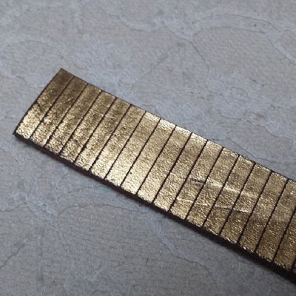 Guld rektangel l&aelig;der 20 mm x 20 cm