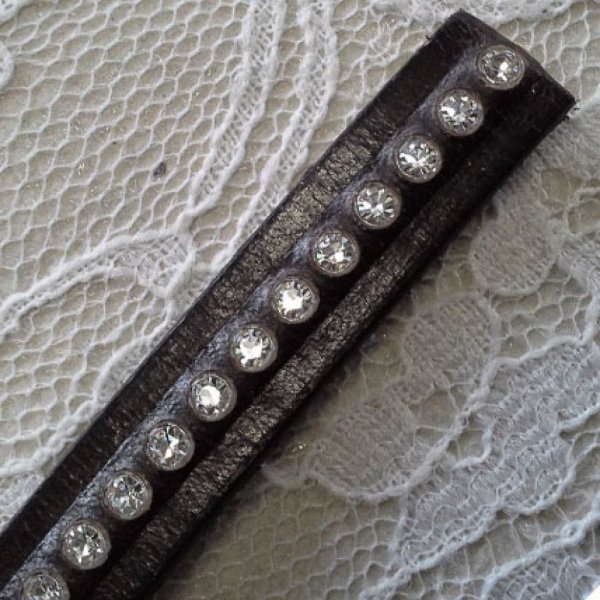 L&aelig;der Testa-Moro 10 mm Swarovski Strass pr. 20 cm