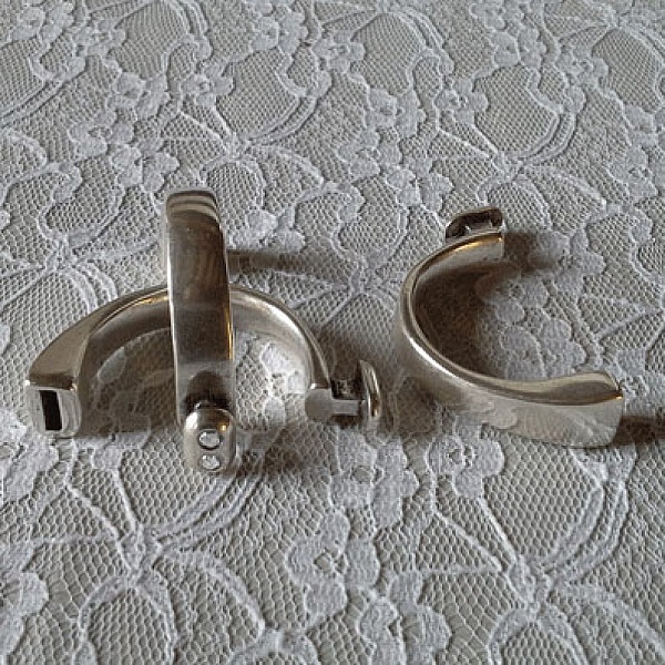 Halv armb&aring;nd i Zamak 10 mm x 2,5 mm