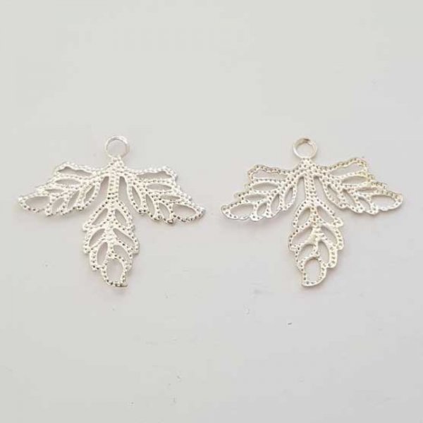 Estampe N&deg;08 Feuille Argent 23 x 25 mm