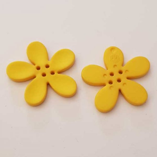 Fleur Orchid&eacute;e r&eacute;sine 4 trous 30 x 3 mm Jaune