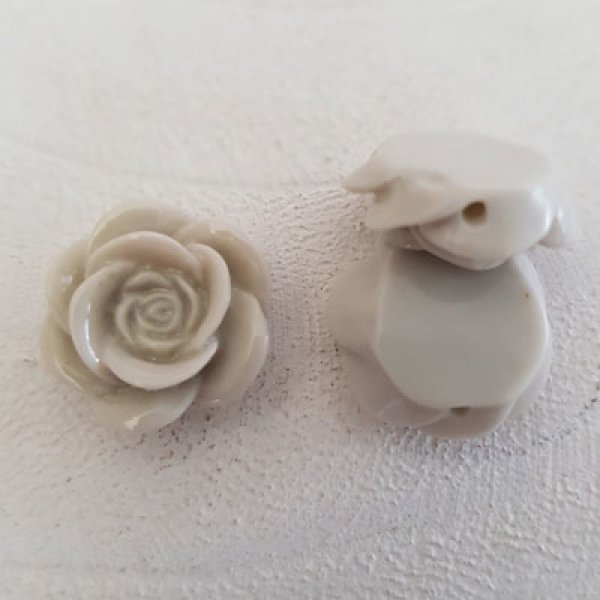 Syntetisk blomst 17 mm nr. 04-05 Lysegr&aring;