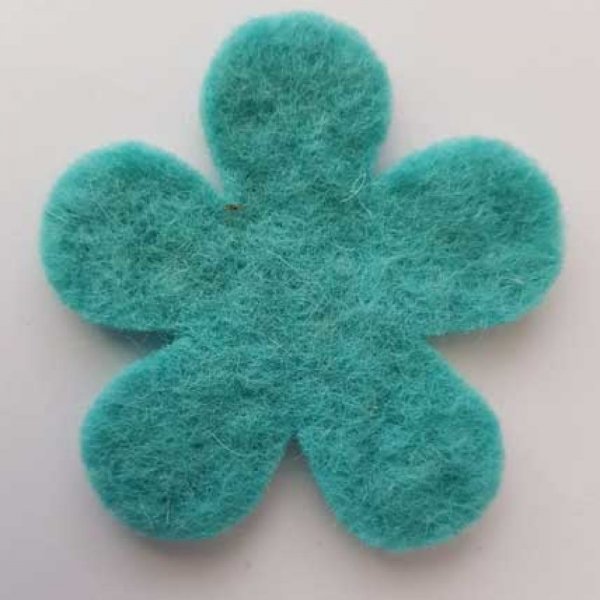 Jolie petite fleur en Laine Bouillie 75 mm N&deg;02