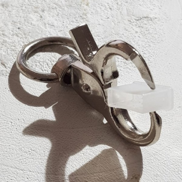 S&aelig;t med 2 n&oslash;gleringssp&aelig;nder N&deg;04