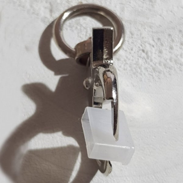 S&aelig;t med 2 n&oslash;gleringssp&aelig;nder N&deg;04