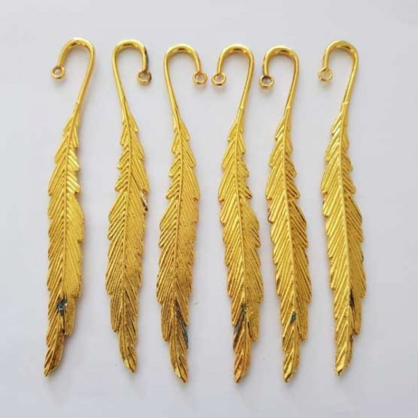 Marque page N&deg;01 plume Dor&eacute; 2&eacute;me Choix