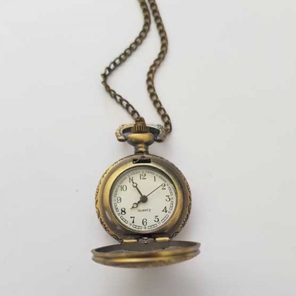 Divers 01 Bronze antik ur med k&aelig;de