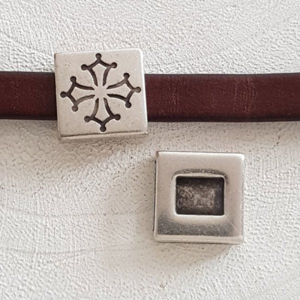 13 mm Zamakgennemf&oslash;ring N&deg;25 S&oslash;lv