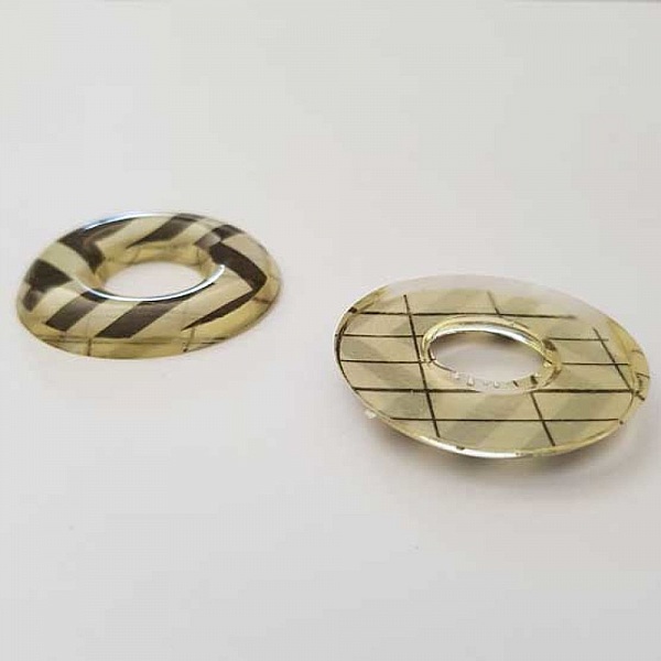 35 mm donuts vedh&aelig;ng i resin N&deg;001