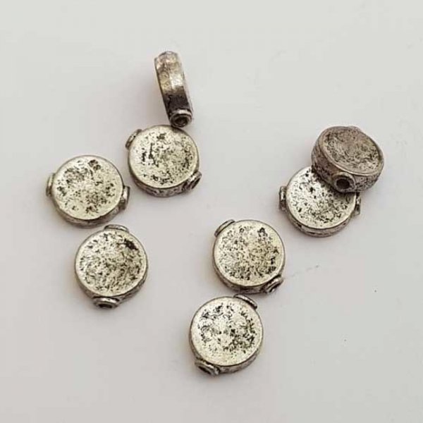 Perle divers en m&eacute;tal argent&eacute; 005