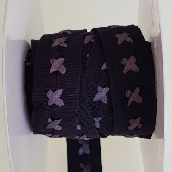 Dekorationsb&aring;nd N&deg;075 pr. meter