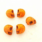 Lot 01 Howlite Tinted Skulls 18 mm