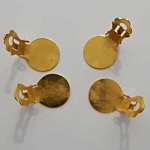 20 ørestikker med clips plateau 15 mm guld