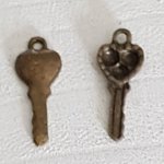 Key Charm N°24 Bronze