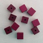 10 træperler terning / firkant 10 mm Bordeaux