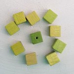 Wooden Bead Cube / Square 10 mm grøn