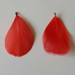 Plume 7 cm N°01 Rouge Avec Embout Bronze