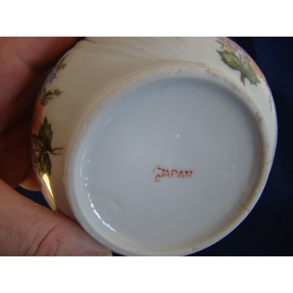 Renoveret vintage askeb&aelig;ger 