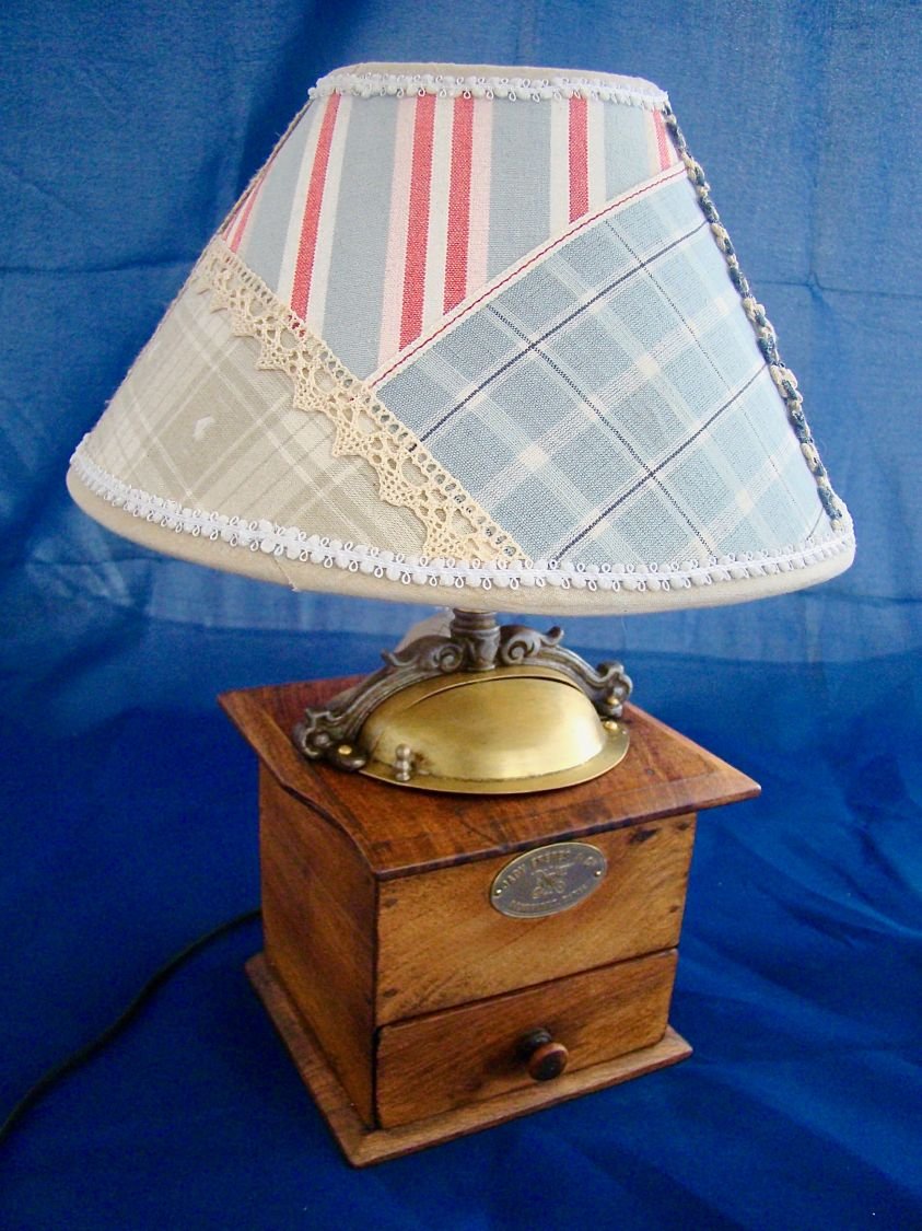 Lampe til kaffekværn i landlig stil