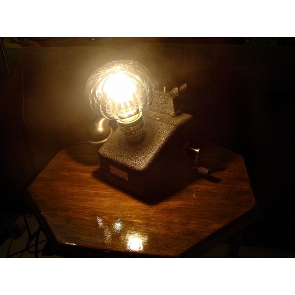 Retro steampunk telefon lampe