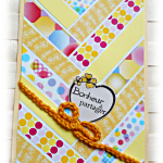 Carte scrapbooking faite mains type chevrons 'Bouton d'or' citron jaune moutarde