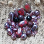 Lot de perles en pierre naturelle, cristal et verre Rouge grenat et noir