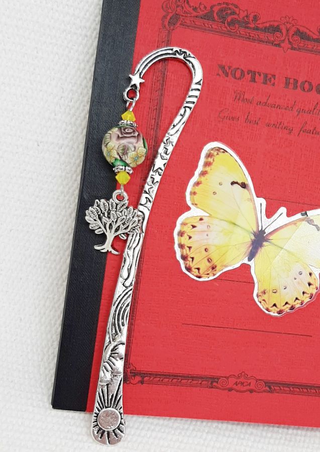 marque pages pendentif arbre de vie argenté à parsonnaliser avec perle artisanale jaune