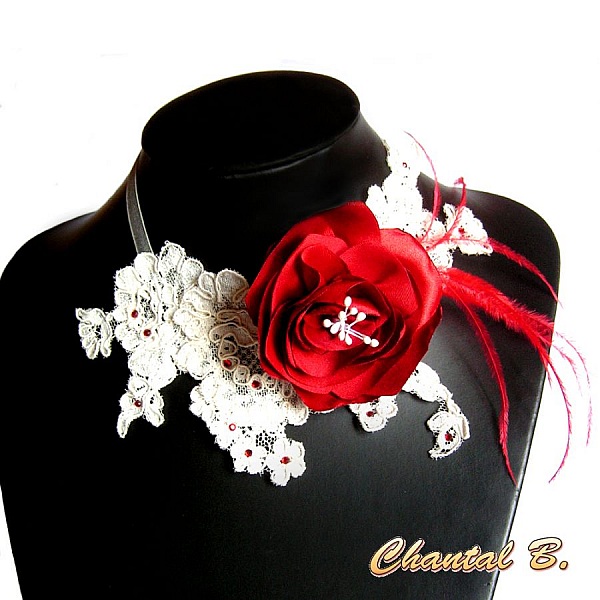 Bryllup h&aring;r kam r&oslash;d satin fjer blonde elfenben